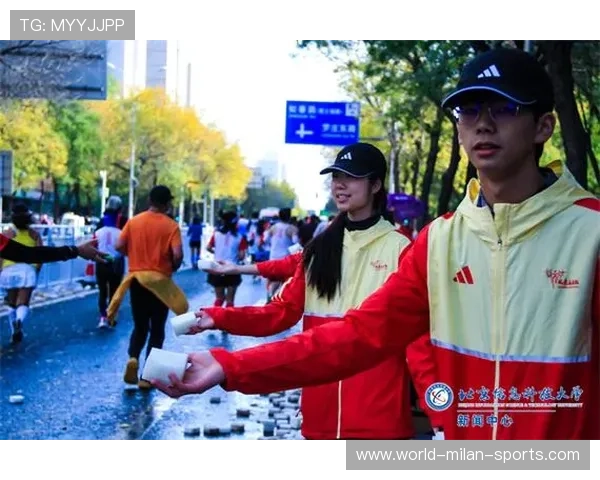 世界马拉松公开赛志愿者服务获表扬,马拉松志愿者竞赛